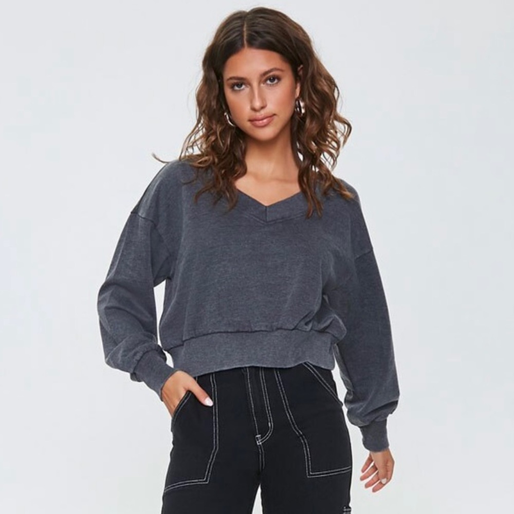 Cute V-Neck Cropped Shirt